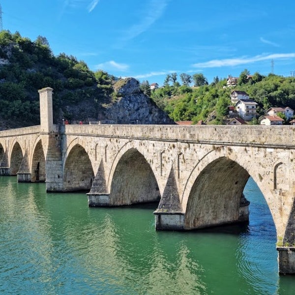 וישגארד: נופש מושלם, אטרקציות מרהיבות ו-eSIM להונגריה